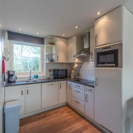 Elegant With Sauna And Garden Sint Maartensvlotbrug