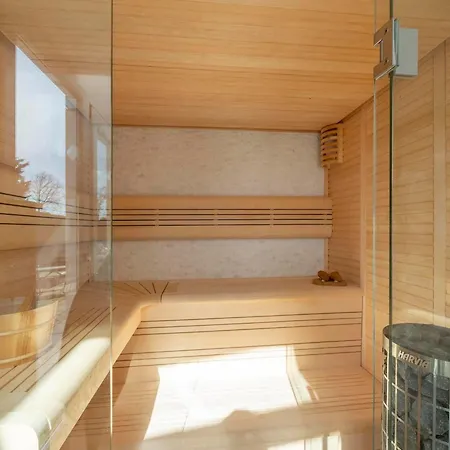 度假居 With Sauna And Pool In Quiet Location Sint Maartensvlotbrug