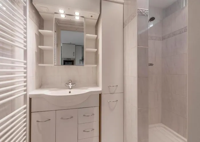 Casa vacanze With Sauna And Pool In Quiet Location