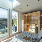 Semesterbostad With Sauna And Pool In Quiet Location Sint Maartensvlotbrug
